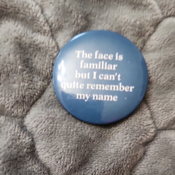 Buttons Assorted Colorful Pin Set - Picture 4 of 11